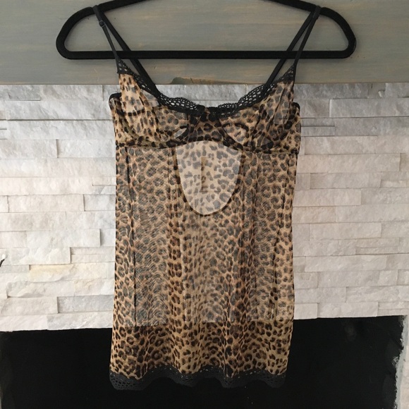 VICTORIAS SECRET LEOPARD CHEMISE SIZE MEDIUM - Picture 5 of 8